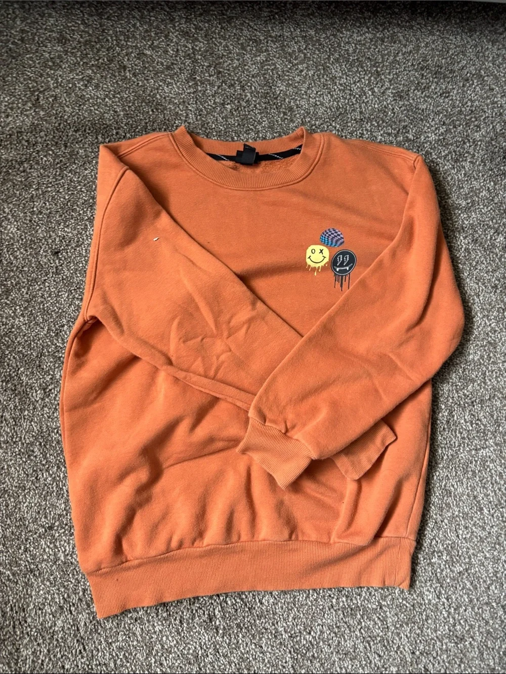 art class Orange Crewneck Sweatshirt with Balloon Smiley Embroidery